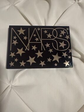 NARS Rising Star Cheek Palette with Star Design